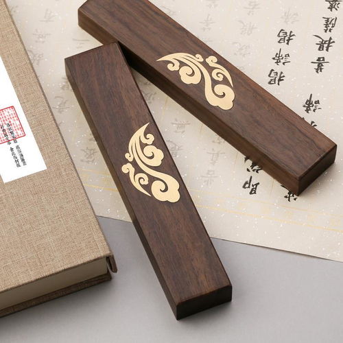 文房雅韻 紅木書法鎮尺的藝術之美與實用匠心